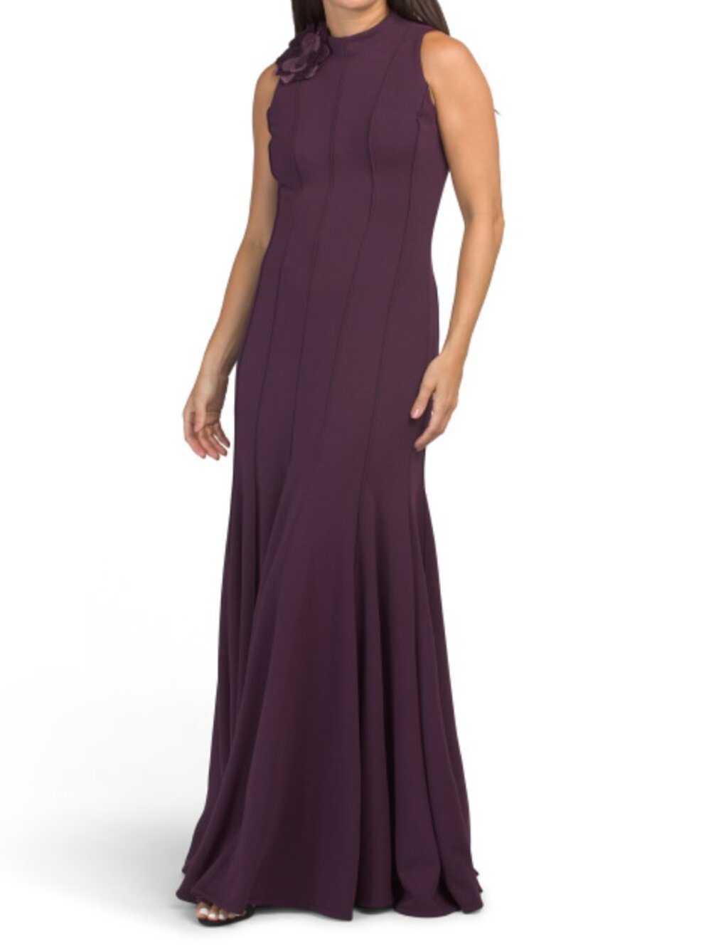 TAYLOR Stretch Fit And Flare Maxi Dress With Floral Detail